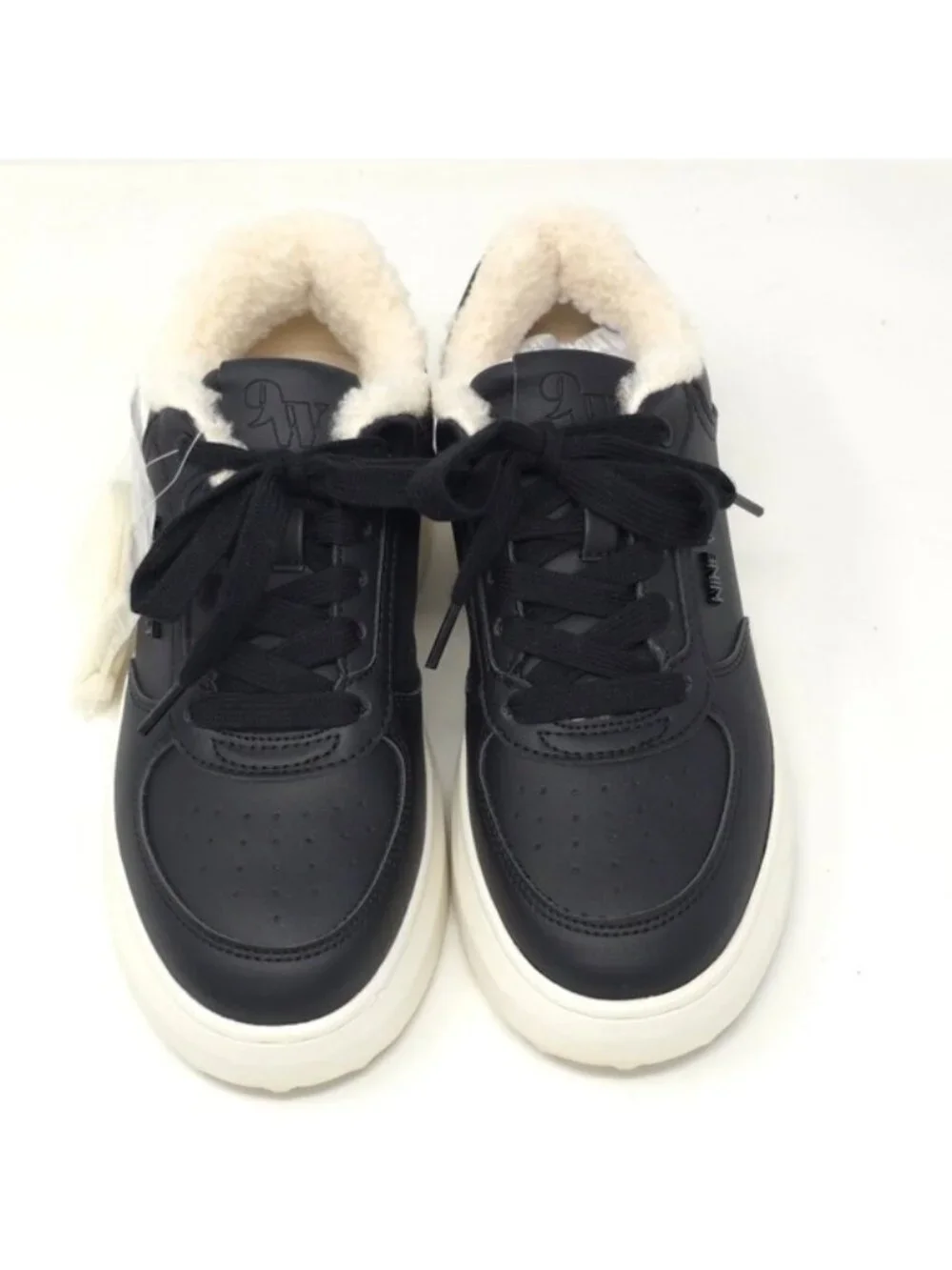 Nine West Black Platform Sneakers with Cream Lined Collar 7M
